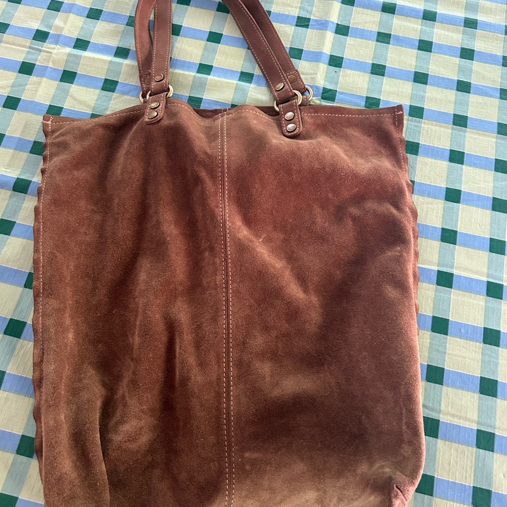 Brown Suede Tote with Vintage Appeal